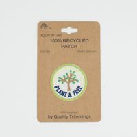 82288-Applikation-Buegelbild-Go-Green-Blatt-aus-recycelten-PET-Flaschen-46x55mm--HxB--XQS20V001-065-1440-1440.jpg Applikation Bügelbild Plant A Tree aus recycelten PET-Flaschen 43x43mm (HxB)