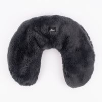 82800-Warmies-Nacken-Waermekissen-Premium-Neck-Warmer-dunkelgrau-100--Hirse-Lavendelfuellung-KW51-2022-208969Capture0009.jpg Warmies Nacken Wärmekissen Premium Neck Warmer dunkelgrau Hirse-Laven