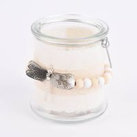 83377-Windlicht-mit-Holzperlenkette-und-Insektenanhaenger-Glas-Leinenstoff-natur-weiss-10x10cm-verschiedene-Varianten-KW10-2023-212179Capture0063.jpg Windlicht mit Holzperlenkette und Insektenanhänger Glas Leinenstoff natur weiß 10x10cm verschiedene Varianten
