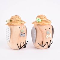 Deko Figur Vogel mit Strohhut Holz Metall natur grau weiß 7x11cm