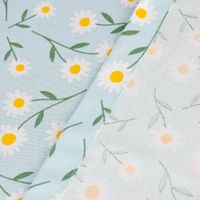 SCHÖNER LEBEN. Tischdecke Gänseblümchen hellblau oder natur weiß