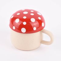 83684-Sass-und-Belle-Tasse-mit-Deckel-Pilz-Steinzeug-beige-rot-weiss-320ml-KW12-2023-214458Capture0016.jpg Sass & Belle Tasse mit Deckel Pilz Steinzeug beige rot weiß 320ml