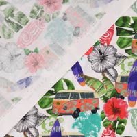LeQuilt Patchworkstoff Baumwollstoff Popeline Waikiki Blumen Blätter Bus Surfbrett weiß bunt 115cm Breite