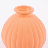 Vase bauchig rund geprägt Glas matt pastell orange verschiedene Muster 8.5x8cm