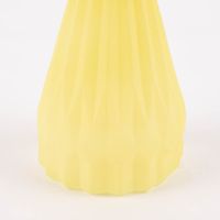 83974-Flaschen-Vase-klein-mit-Musterpraegung-Glas-matt-7x14-5cm-verschiedene-Pastell-Farben-KW14-2023-216398Capture0087.jpg Flaschen Vase klein mit Musterprägung Glas matt 7x14.5cm verschiedene Pastell Farben