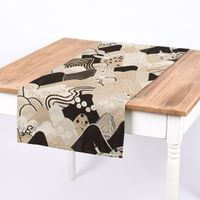 SCHÖNER LEBEN. Tischläufer Kraniche Hügel beige schwarz weiß