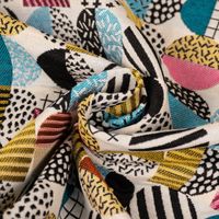 SCHÖNER LEBEN. Tischdecke geometrisch Kreise weiß schwarz bunt