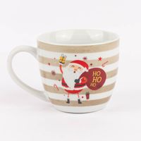 85693-Maxi-Tasse-aus-Porzellan-Ho-Ho-Ho-Streifen-Weihnachtmann-Schneesterne-beige-weiss-rot-400ml-von-La-Vida-KW37-2023-229476Capture0031.jpg große tasse mit Motiv Weihnachtsmann ho ho ho streifen beige henkel links