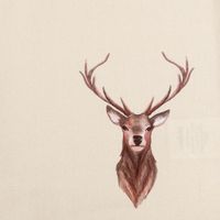 85762-Clayre-und-Eef-Stoffservietten-Hirsch-aus-100--Baumwolle-6-Stueck-beige-braun-40x40cm-DSC-6437.jpg Nahaufnahme Hirschmotiv auf beigefarbener Stoffserviette