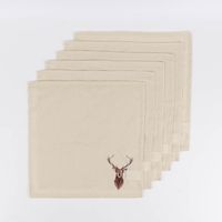 85762-Clayre-und-Eef-Stoffservietten-Hirsch-aus-100--Baumwolle-6-Stueck-beige-braun-40x40cm-DSC-6449.jpg 6 Stoffservietten mit Hirschmotiv hintereinander aufgefächert