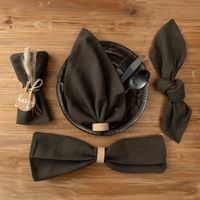 SCHÖNER LEBEN. Stoffservietten 4er Set aus Leinen mit 25% BW-Anteil khaki in verschiedenen Faltungen