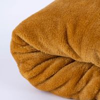 86017-Grosse-Kuscheldecke-aus-Microfaser-einfarbig-camel-braun-180x220cm-KW40-2023-6821_1.jpg kuscheldecke in camelbraun zusammengefaltet