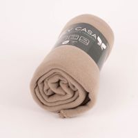 86025-Plaid-aus-Polyester-mit-grobem-Kettelrand-einfarbig-taupe-125x150cm-KW40-2023-6805.jpg kleine Plaid eingerollt mit Banderole in einfarbig taupe