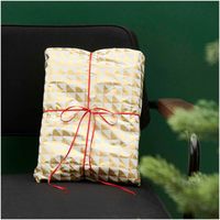 86211-Rico-Design-Seidenpapier-Dreiecke-weiss-goldfarbig-50x70cm-5-Bogen-400421-aw-2.jpg Seidenpapier Dreiecke weiß goldfarbig - als Geschenkverpackung