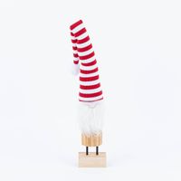 86314-Dekofigur-Wichtel-aus-Holz-mit-gestreifter-Muetze-rot-weiss-natur-8x5x43-5cm-DSC-0002.jpg