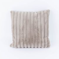 86368-Magma-Wende-Kissenhuelle-RAYA-mit-plueschiger-und-samtiger-Seite-Cordoptik-beige-45x45cm-86368-02.jpg Wende-Kissenhülle RAYA mit plüschiger und samtiger Seite Cordoptik beige vorederseite