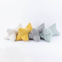 86385-Magma-Leseknochen-Nackenkissen-Cord-grau-42x22cm-86386-Gruppe-01.jpg Magma Leseknochen Nackenkissen Cord grau mint cremeweiß und senfgelb Gruppenbild