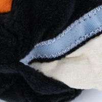 86439-Midi-Waermetier-Pinguin-schwarz-weiss-orange-mit-100--Hirse-Fuellung-von-Habibi-Plush-86439-05.jpg wärmestofftier pinguin in schwarz weiß orange Öffnung zum entnehmen der füllung
