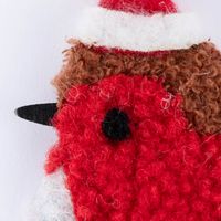 Sass & Belle Dekohänger Rotkehlchen mit Weihnachtsmütze Wolle Holz bunt 12x10cm