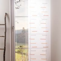 Schiebegardinen Meterware Barcadi mit hochwertigem Scherlidessin in Wollweiß mit Akzenten in Rot, Orange und Grau in 60cm Stoffbreite