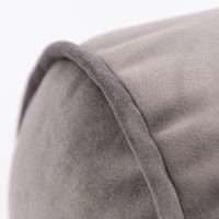 Detail Keder von Nackenrolle samt grau