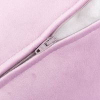 86848-Nackenrolle-aus-Samt-mit-Kederumrandung-und-Reissverschluss-pastell-flieder-20x55cm-von-SCHoeNER-LEBEN--DSC-5355.jpg Detail Reißverschluss von Nackenrolle samt flieder