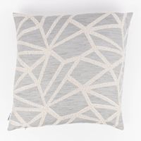 86853-Kissenhuelle-NET-ECO-grafisches-Jacquard-Muster-mit-Boucleeffekten-verschiedene-Farben-48x48cm-von-Neutex-for-you--113047-04.jpg Kissenhülle mit grafischem Bouclemuster in silber-wollweiß rückseite