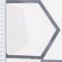 86857-Gardinenstoff-Batist-Optik-transparent-Hexagon-weiss-grau-148cm-Breite-DSC-5130.jpg Transparenter Gardinenstoff in feiner Batist-Optik mit Hexagon-Dessin in Weiß und Grau mit 148cm Stoffbreite