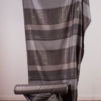 86901-Vorhangstoff-Dekostoff-Jacquard-Art-Dec---Streifen-grau-160cm-Breite-86901-07.jpg Vorhangstoff Dekostoff Jacquard Streifen Art Decó grau 160cm Breite