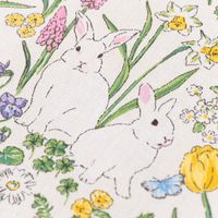Tischdecke Rabbit Spring Fever Hasen Blumen weiß bunt in versch. Größen von SCHÖNER LEBEN.