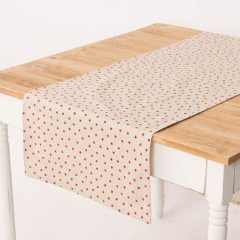 Tischläufer Little Love Heart Herzchen natur rot 40x160cm von SCHÖNER LEBEN.