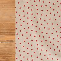 87002-Tischlaeufer-Little-Love-Heart-Herzchen-natur-rot-40x160cm-von-SCHoeNER-LEBEN--DSC-8182.jpg Tischläufer Little Love Heart Herzchen natur rot 40x160cm von SCHÖNER LEBEN. Detail