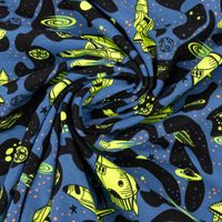 87180-Jersey-Stoff-NEON-SPACE-Weltraum-Rakete-blau-neon-gelb-1-45m-Breite-DSC-6995.jpg Jersey Stoff NEON SPACE Weltraum Rakete blau neon gelb 1,45m Breite