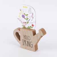 Dekofigur Gießkanne mit Blumen Aufschrift Hello Spring