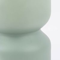 87360-Vase-tailliert-undurchsichtig-einfarbig-matt-hellgruen-12x25cm-87360-03.jpg Vase tailliert matt grün detail taille