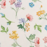Kissenhülle mit Blumen in weiß bunt quadratisch detail motiv