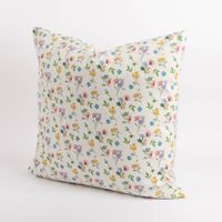 Kissenhülle mit Hasenkopf und Blumen in beige weiß bunt quadratisch rückseite