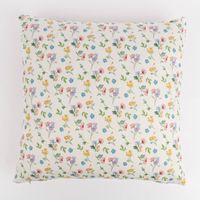 87454-Wende-Kissenhuelle-Hasenkopf-Blumen-Samtoptik-aus-Kunstfaser-beige-bunt-45x45cm-von-Clayre-und-Eef-DSC-9608.jpg Kissenhülle mit Blumen in weiß bunt quadratisch