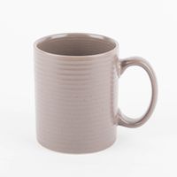 Tasse mit Linienrelief in taupe