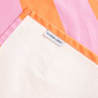 87863-Tischlaeufer-Streifen-orange-pink-40x160cm-von-SCHoeNER-LEBEN--IMG-KW23-219.jpg Tischläufer Streifen orange pink 40x160cm von SCHÖNER LEBEN. Saum Rückseite