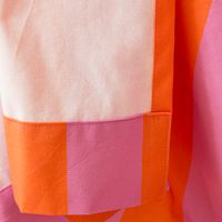 87872-Vorhang-mit-Smok-Schlaufenband-Streifen-orange-pink-in-245cm-oder-Wunschlaenge-von-SCHoeNER-LEBEN--IMG-KW23-261.jpg Vorhang mit Smok-Schlaufenband Streifen orange pink von SCHÖNER LEBEN. Saum Rückseite