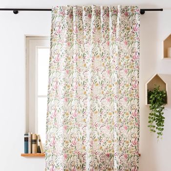 Vorhang mit Smok-Schlaufenband Aquarell Blumen weiß rosa grün in 245cm oder Wunschlänge von SCHÖNER LEBEN. am Fenster hängend im Tageslicht
