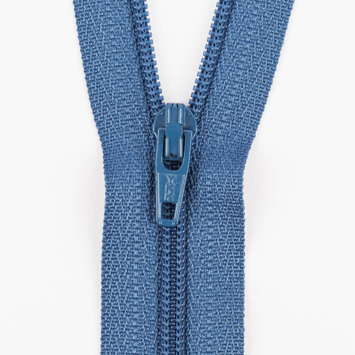 SCHÖNER LEBEN. YKK Reißverschluss nicht teilbar Kunststoffspirale 20cm jeansblau