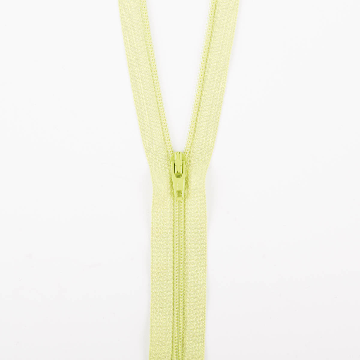 SCHÖNER LEBEN. YKK Reißverschluss nicht teilbar Kunststoffspirale 20cm wiesengrün