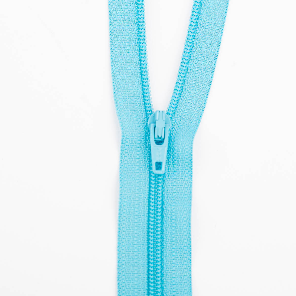 SCHÖNER LEBEN. YKK Reißverschluss nicht teilbar Kunststoffspirale 20cm wasserblau