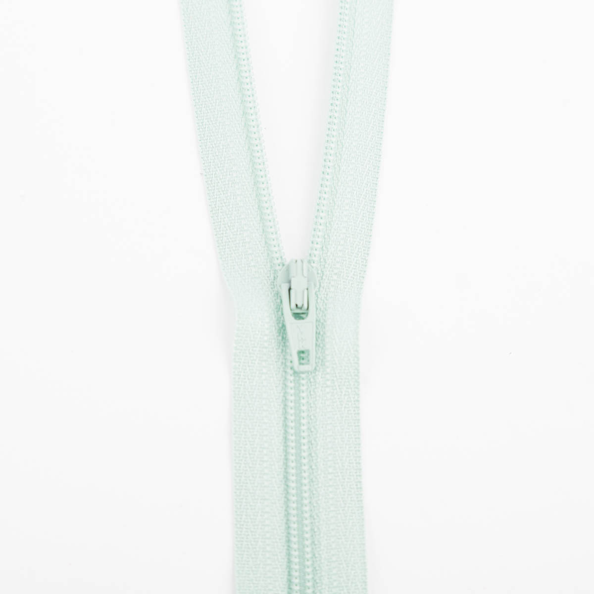 SCHÖNER LEBEN. YKK Reißverschluss nicht teilbar Kunststoffspirale 20cm pastellgrün
