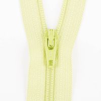 SCHÖNER LEBEN. YKK Reißverschluss nicht teilbar Kunststoffspirale 60cm wiesengrün