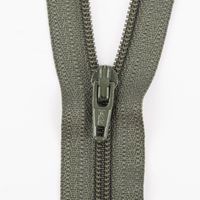 SCHÖNER LEBEN. YKK Reißverschluss nicht teilbar Kunststoffspirale 60cm oliv
