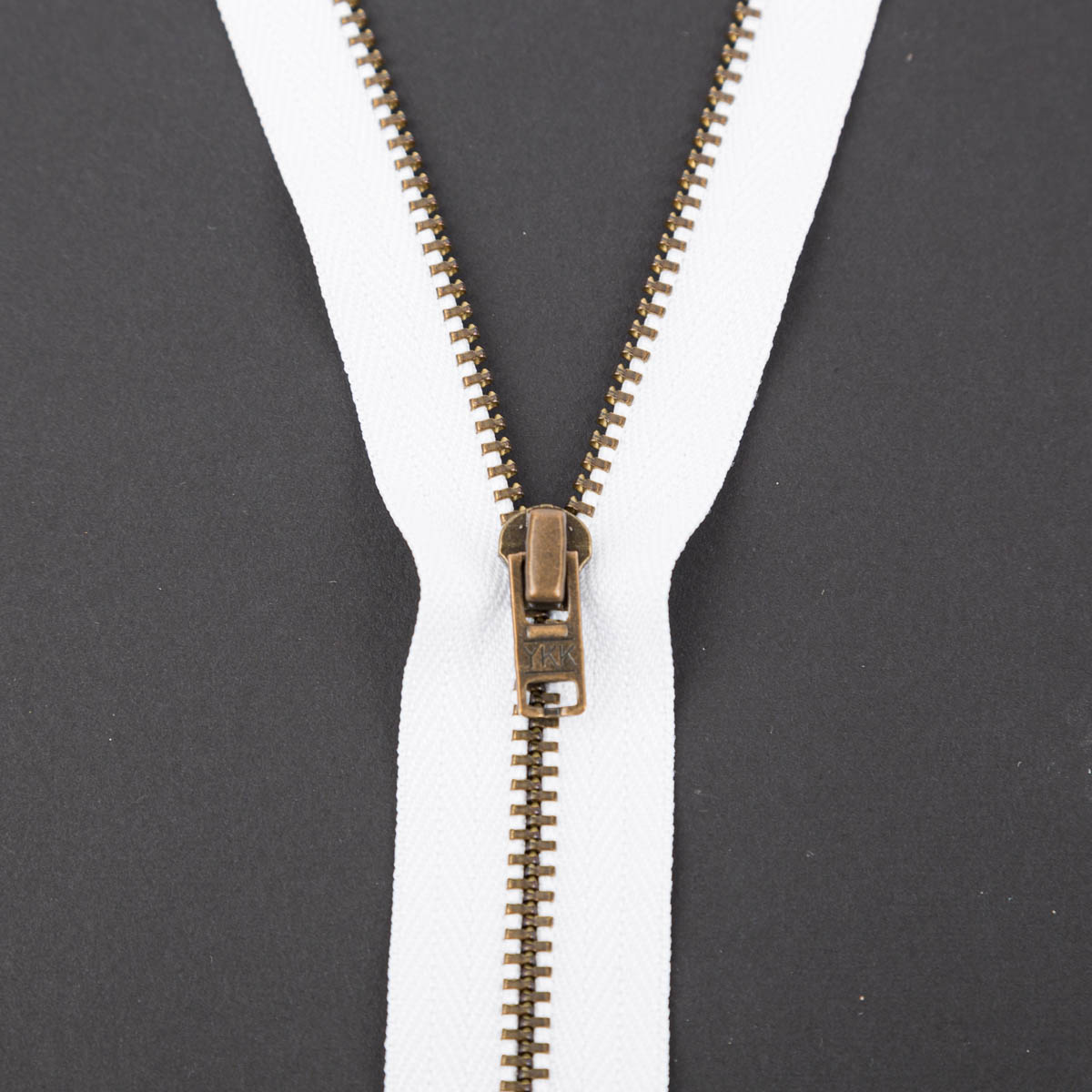 YKK Metall-Reißverschluss, Nicht Teilbar – Goldfarben, 14 Cm Lang – Für Kleidung, Jeans, Jacken