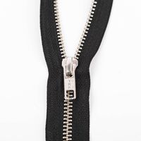SCHÖNER LEBEN. YKK Reißverschluss 2-Wege-Teilbar Metall 55cm schwarz SCHÖNER LEBEN. YKK Reißverschluss 2-Wege-Teilbar Metall 55cm schwarz